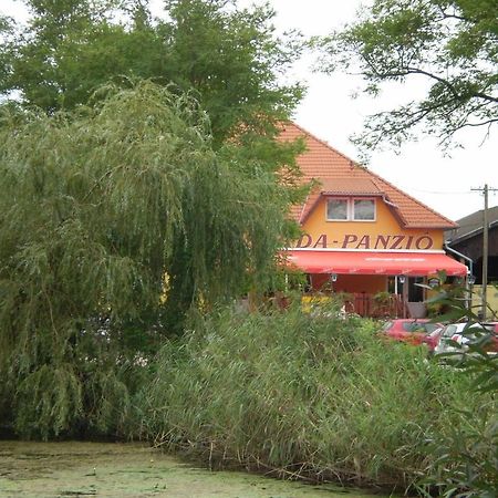 Zatonyi Csarda Panzio Acomodação com café da manhã Dunasziget Exterior foto